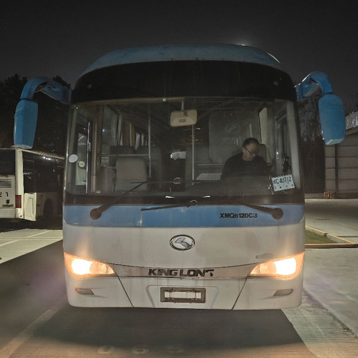 Yutong 67 assentos ônibus diesel de segunda mão