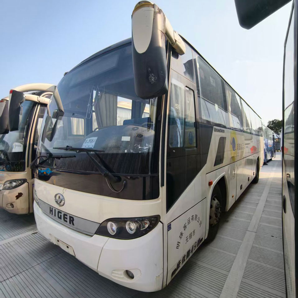 Ônibus diesel usado de 49 lugares