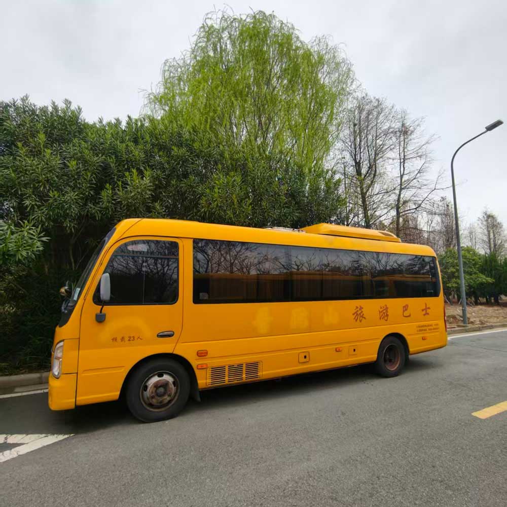 Hyundai Kangendi 23 Seats Diesel Autocarro usado