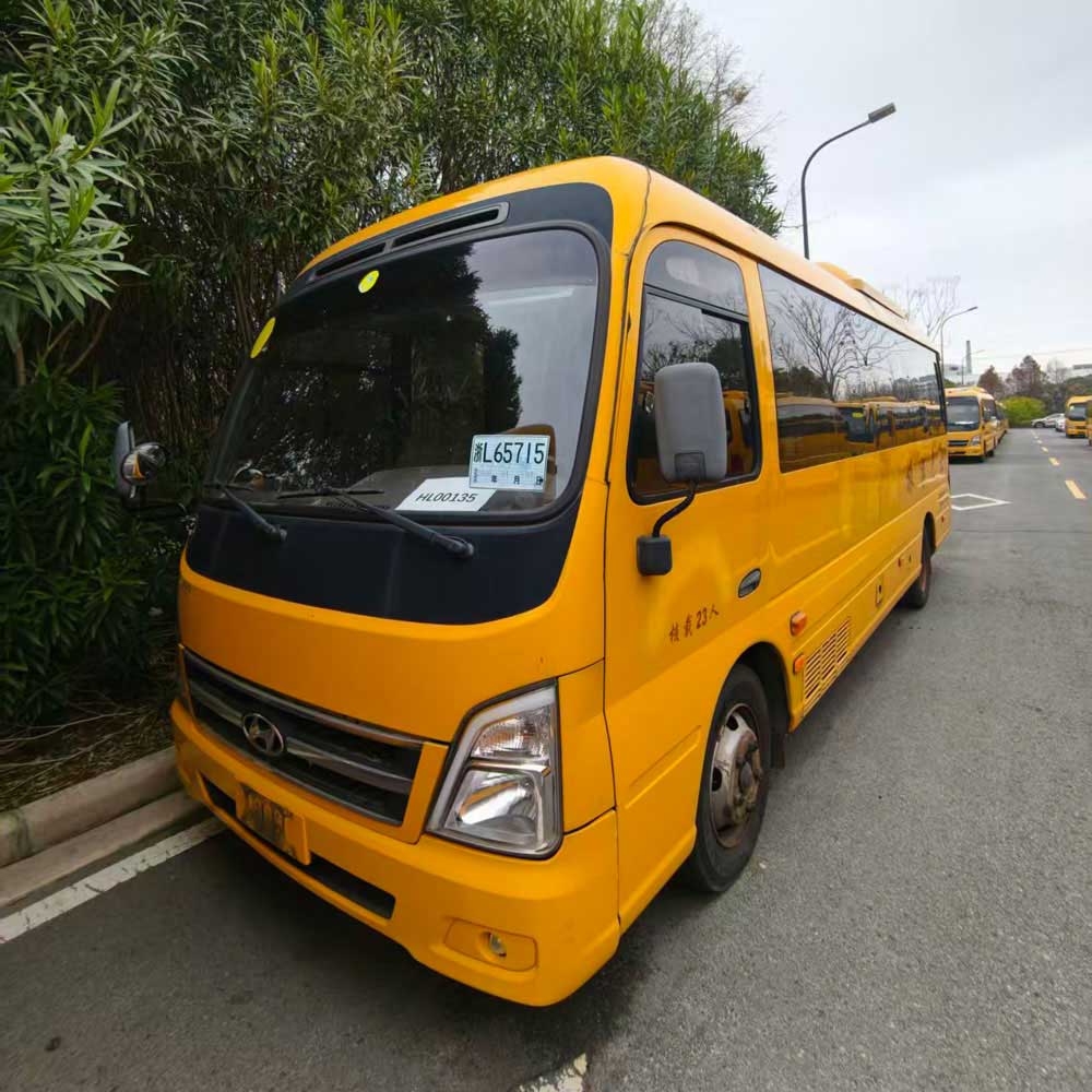 Hyundai Kangendi 23 Seats Diesel Autocarro usado
