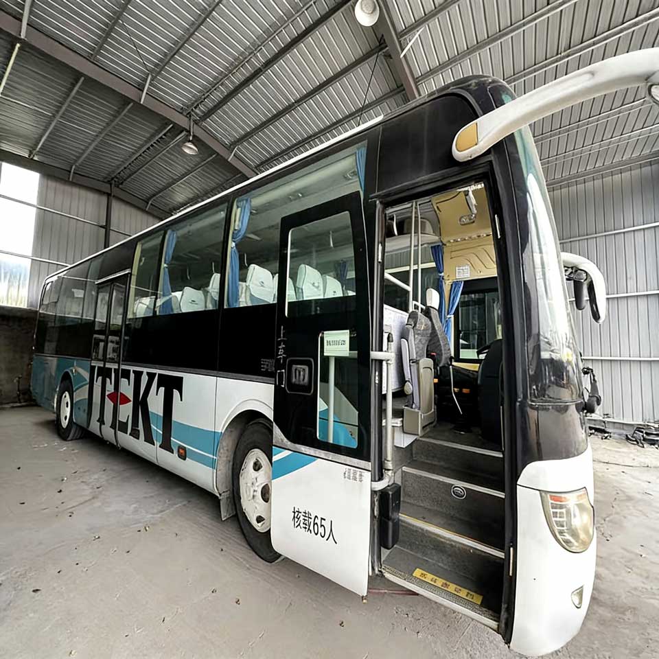 Yutong 65 assentos ônibus diesel de segunda mão