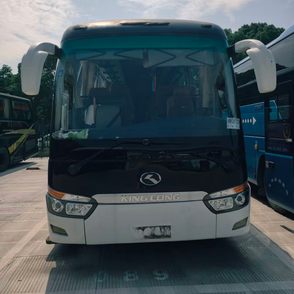Por que os ônibus a diesel usados ​​de 11 a 12 m ainda são importantes para o transporte público global?