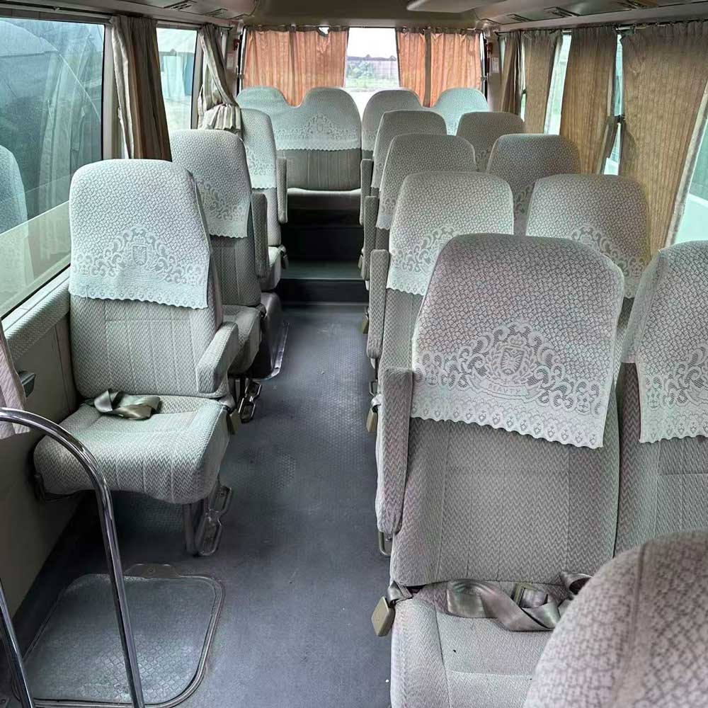 Coaster 20 assentos ônibus de segunda mão a gasolina