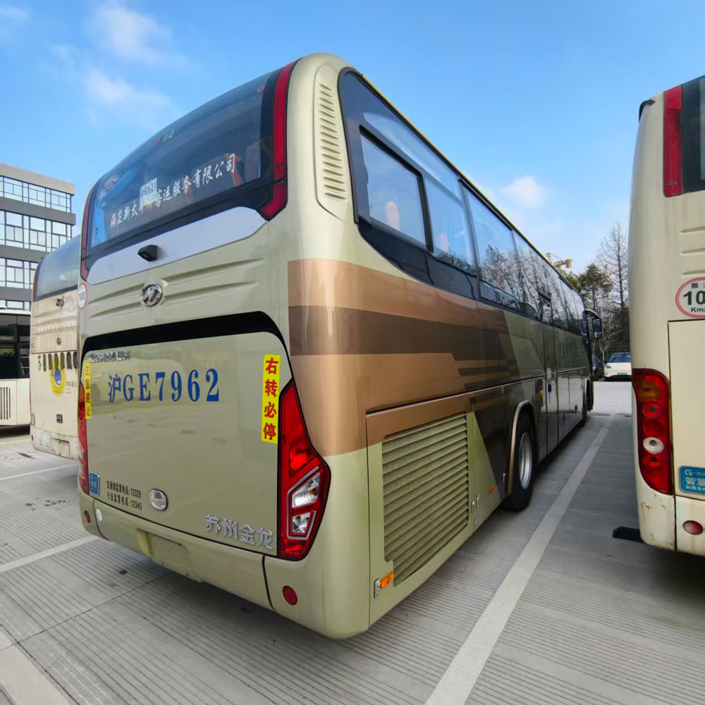 Ônibus usado diesel Higer 54 lugares