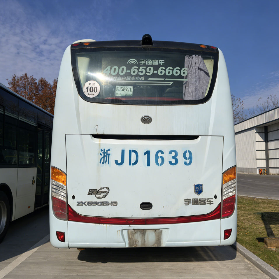 Ônibus diesel usado de 39 lugares