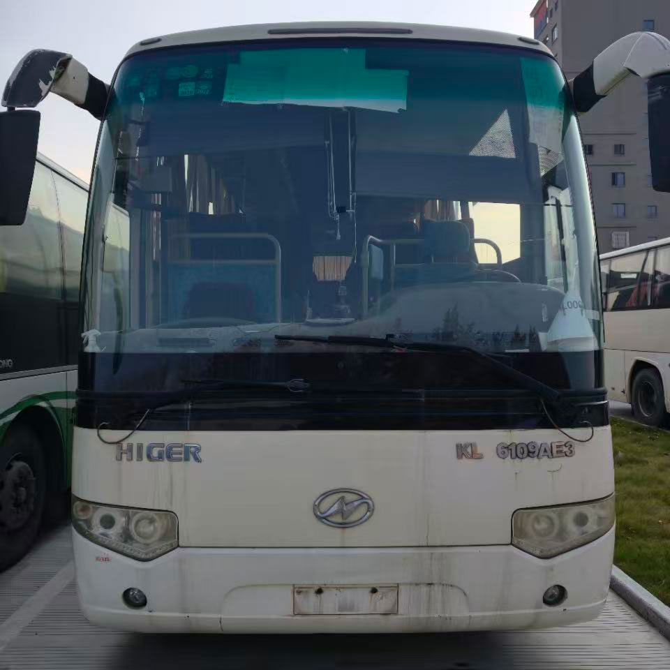 Ônibus diesel usado de 45 lugares