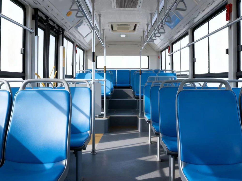 Ônibus híbrido usado com 47 assentos