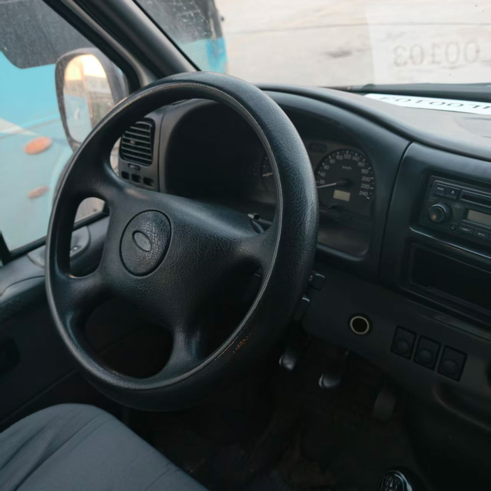 Ônibus usado a diesel Jiangling de 15 lugares