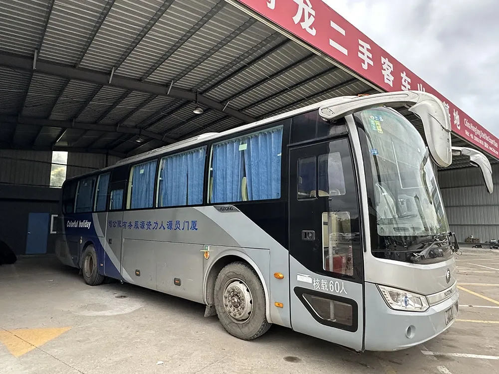 Ônibus diesel usado de 60 lugares