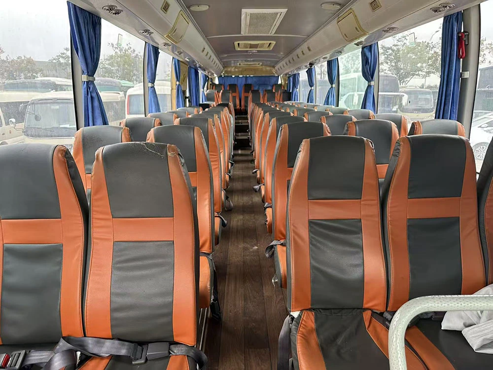 Ônibus diesel usado de 70 lugares