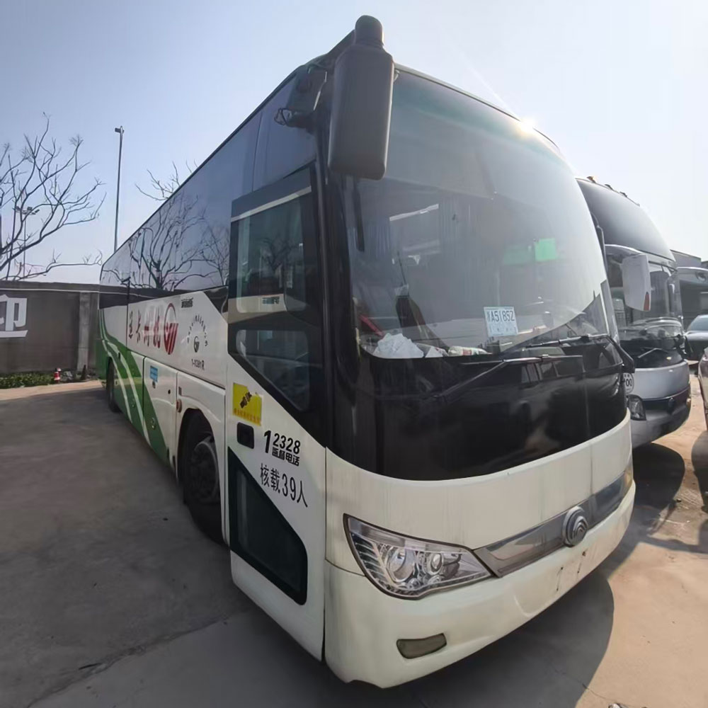 Ônibus diesel usado de 39 lugares
