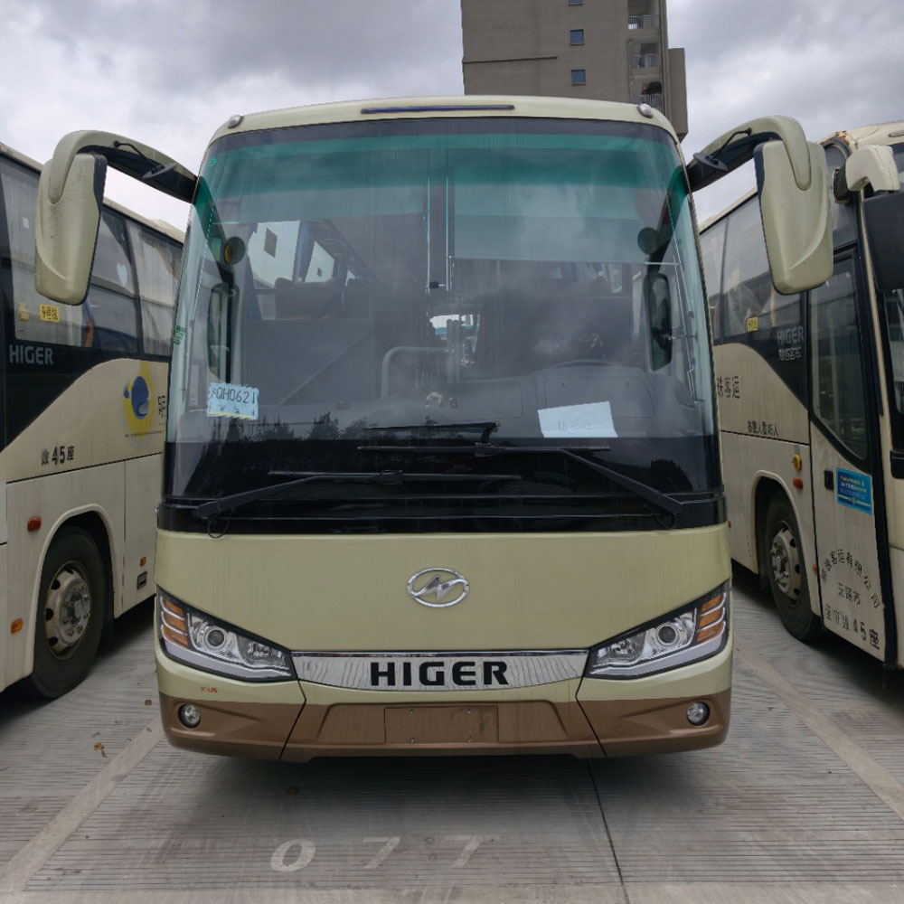 Ônibus usado diesel Higer 54 lugares Ônibus usado diesel Higer 54 lugares