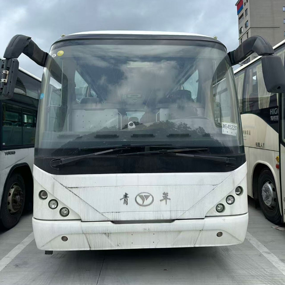Ônibus Diesel Neoplan 38 Lugares Ônibus Diesel Neoplan 38 Lugares